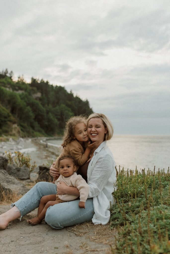 Motherhood photo session with two daughters in the pacific northwest